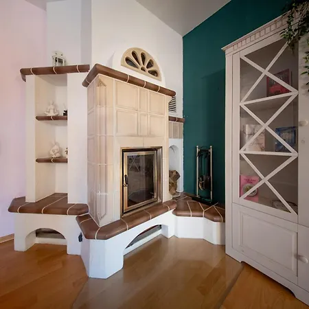 Aurora#1 Mit Grossem Garten Und Kamin